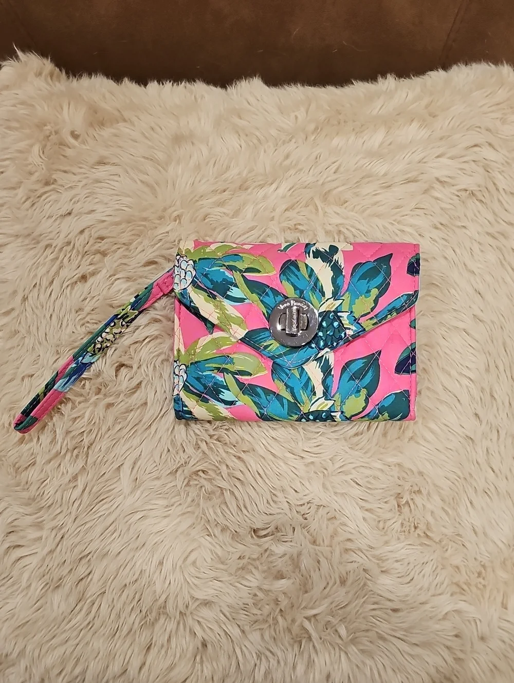 Vera Bradley Your Turn Smartphone Wallet In Tropical Paradise Like New
